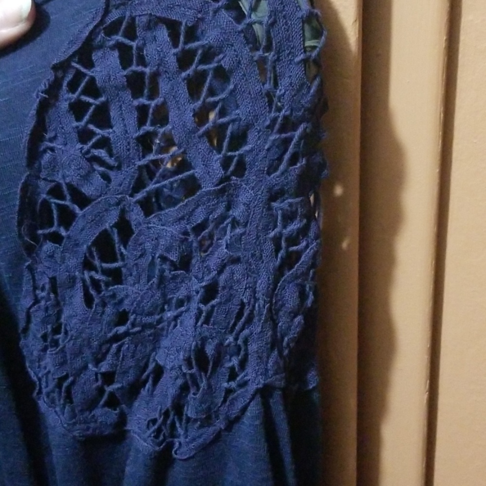 Shirt - Picture 2 of 5
